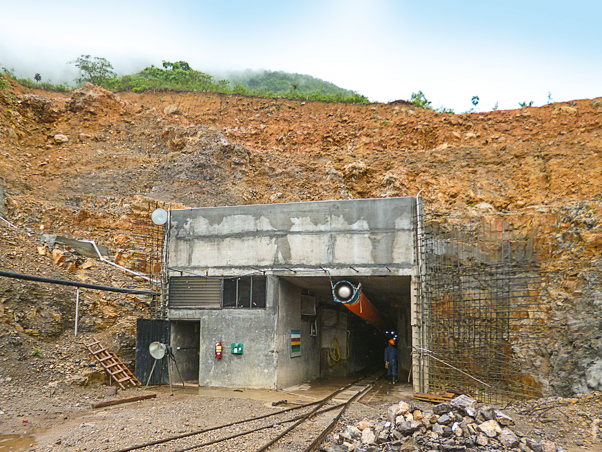 Systematic Safety: DSI supplies Complete Ground Control Solutions for the Pencaligue Hydroelectric Power Plant in Honduras Systematic Safety: DSI supplies Complete Ground Control Solutions for the Pencaligue Hydroelectric Power Plant in Honduras