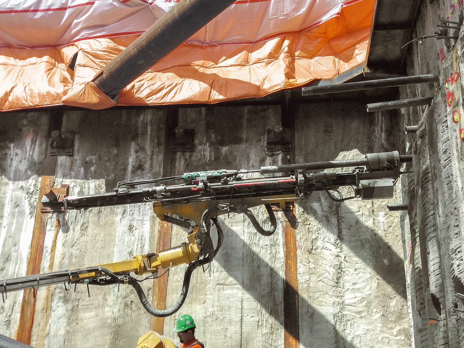 Major Order for the AT – Pipe Umbrella System with Squeezed Connection: The Eglinton Crosstown Light Rail Transit Project in Toronto Major Order for the AT – Pipe Umbrella System with Squeezed Connection: The Eglinton Crosstown Light Rail Transit Project in Toronto