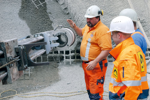 Construction of Germany’s second longest Motorway Tunnel: The Hirschhagen Tunnel Construction of Germany’s second longest Motorway Tunnel: The Hirschhagen Tunnel